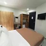 Trianon Apart Otel 4*