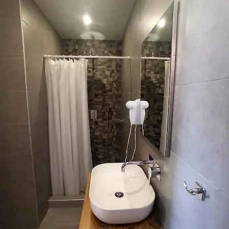 Trianon 4* 티실리비