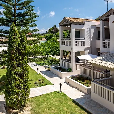 Trianon Aparthotel